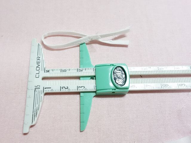 ループを仮留め