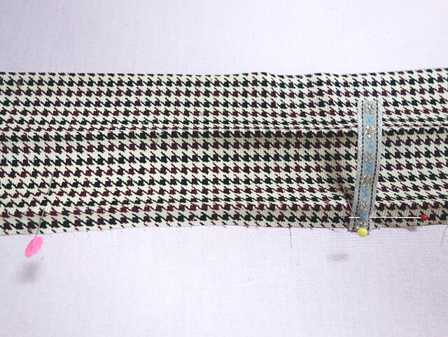 リボンを仮止め