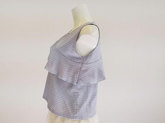 アシンメトリーノースリーブ