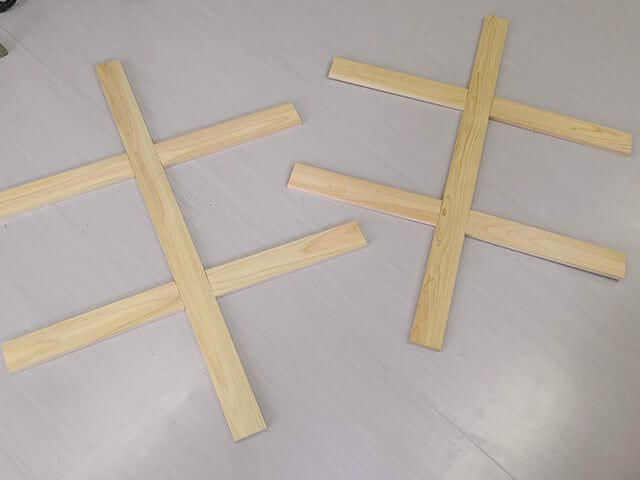 窓枠の中身が完成