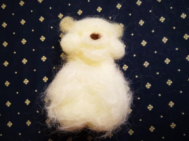 羊毛フェルトのボディ