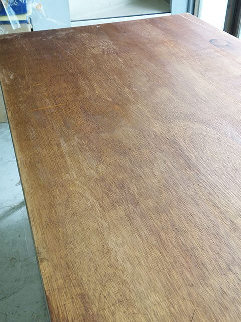 下地を乾燥させる