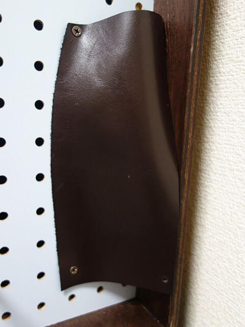 フィッシャープラグにねじ止め