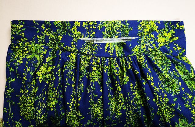 ベルトを立てる