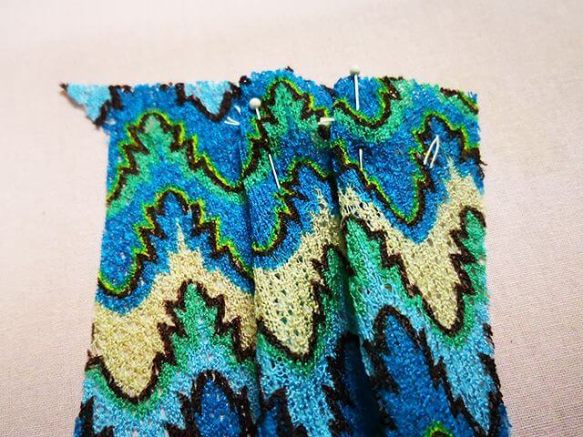 タックをたたむ