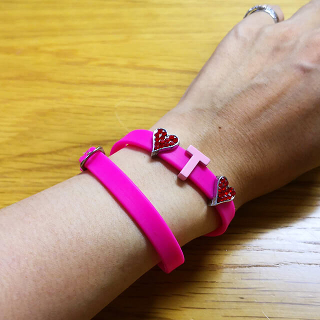 ハートイニシャルブレスレット