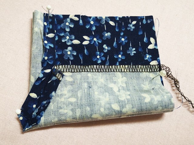 額縁仕立ての内側