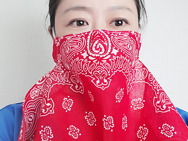 柄がずれたマスク