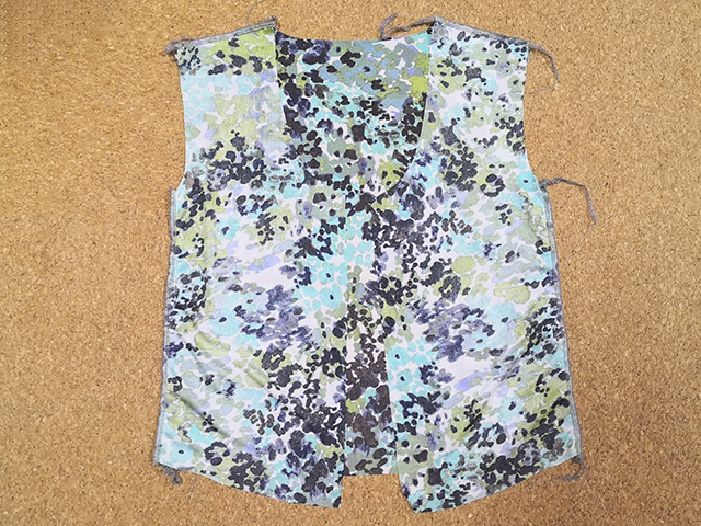 縫い合わせた身頃